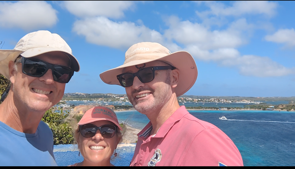 We Meet a New Friend in Curacao